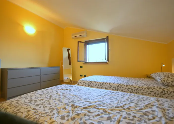 Motti Quadri Lejlighed Arona